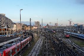 Departing Trains From Munich Central Station