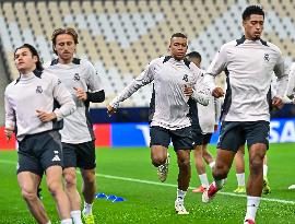 Real Madrid At FIFA Intercontinental Cup Training Session