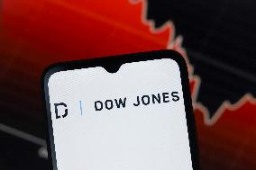 Dow Jones Falls More Than 260 Points