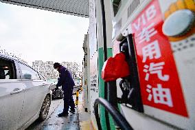 A Gas Station in Qingzhou