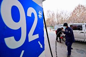 A Gas Station in Qingzhou