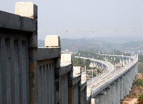 Yichang-Xingshan High-Speed Railway Under Construction in Yichang