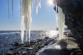 Seashore Icefalls - Vladivostok