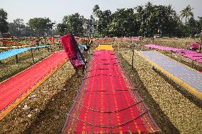 Story Of Weavers Outskirts Of Kolkata