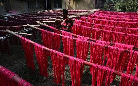 Story Of Weavers Outskirts Of Kolkata