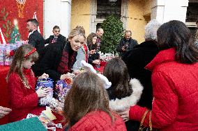 NO TABLOIDS: Christmas Gifts Distribution - Monaco