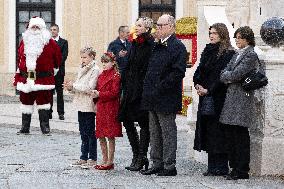 NO TABLOIDS: Christmas Gifts Distribution - Monaco