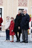 NO TABLOIDS: Christmas Gifts Distribution - Monaco