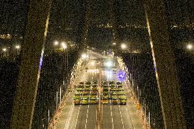 Vehicles Perform A Static Load Test on the Baguazhou Yangtze River Bridge in Nanjing