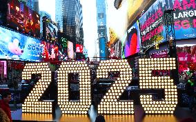 New Year’s Eve 2025 Numerals Arrive In Times Square - NYC