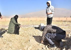 Mass Graves Damascus