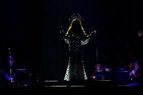 Sarah Brightman ‘A Christmas Symphony’ Concert