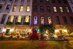 It’s Beginning To Look Like Christmas In The New York City