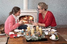 Orleans Family Christmas Photo Session - Montreal