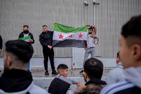 Syrians Celebrate The Fall Of Al-Assad - Izmir