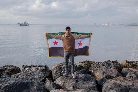 Syrians Celebrate The Fall Of Al-Assad - Izmir