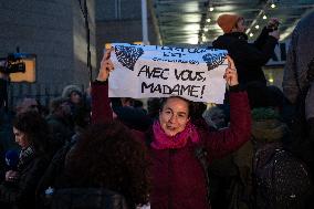 Feminist Activists At The Entrance To The Courthouse - Avignon