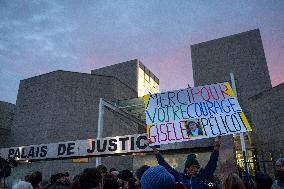 Feminist Activists At The Entrance To The Courthouse - Avignon