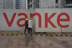 Chinese Regulators Require Insurers to Report Their Exposure to Vanke Debt