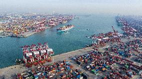 Shandong Port Container Throughput Record