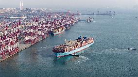 Shandong Port Container Throughput Record