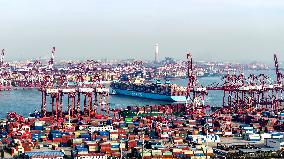 Shandong Port Container Throughput Record