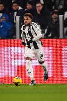 Juventus FC v Cagliari Calcio - Coppa Italia