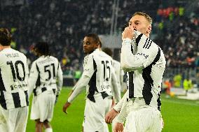 Juventus FC v Cagliari Calcio - Coppa Italia