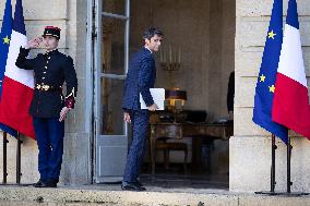 Meeting with Prime Minister, Senate President and party leaders at Matignon - Paris