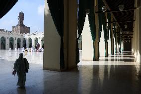 The Al-Hakim Mosque