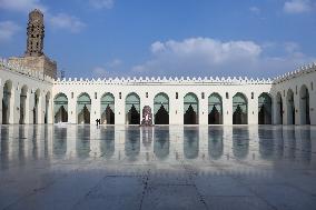 The Al-Hakim Mosque