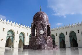 The Al-Hakim Mosque