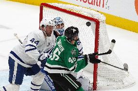 Dallas Stars V Toronto Maple Leafs - NHL