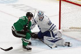 Dallas Stars V Toronto Maple Leafs - NHL