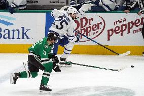 Dallas Stars V Toronto Maple Leafs - NHL