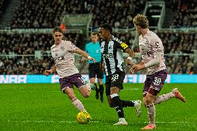 Newcastle United v Brentford - Carabao Cup Quarter Final