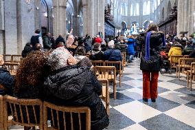 Illustration of Notre Dame de Paris Inside and Outside - Paris AJ