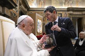 Pope Francis Receives Italian Bocce Federation - Rome