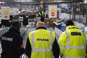 Stephane Sejourne visits customs officers freight zone -  Roissy-en-France