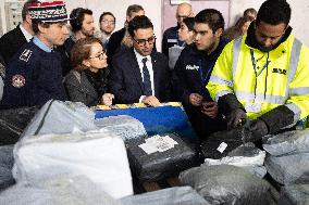 Stephane Sejourne visits customs officers freight zone -  Roissy-en-France