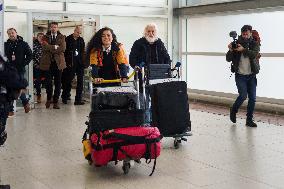 Arrival of Paul Watson in France - Paris