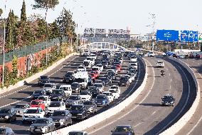 Christmas Traffic Jams - Spain