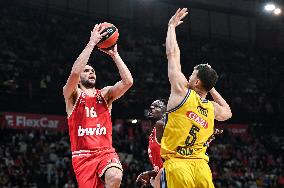 Olympiacos Piraeus v Alba Berlin - Turkish Airlines EuroLeague