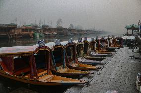 'Chillai-Kalan' Begins In Kashmir Valley