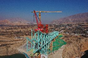 Jianzha Yellow River Bridge Construction