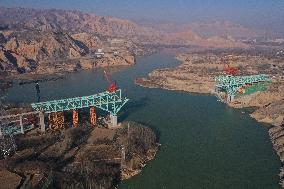 Jianzha Yellow River Bridge Construction