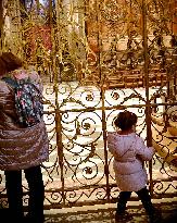 Vespers mass in the Notre-Dame Cathedral - Paris