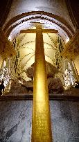 Vespers mass in the Notre-Dame Cathedral - Paris