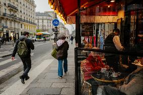 Daily Life In Paris