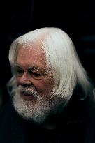 Paul Watson during a Press Conference - Paris AJ